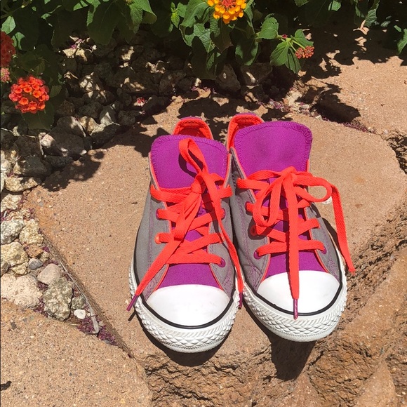 CONVERSE ALL STAR WOMEN JUNIOR SZ 4(SZ 7 Women ? - Picture 2 of 8